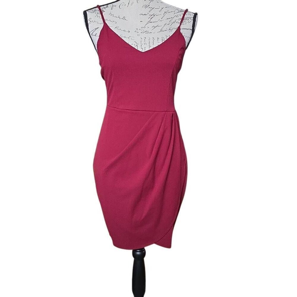 Lulu's Women's Size Medium Burgundy Cami V-neck Ruched Bodycon Dress